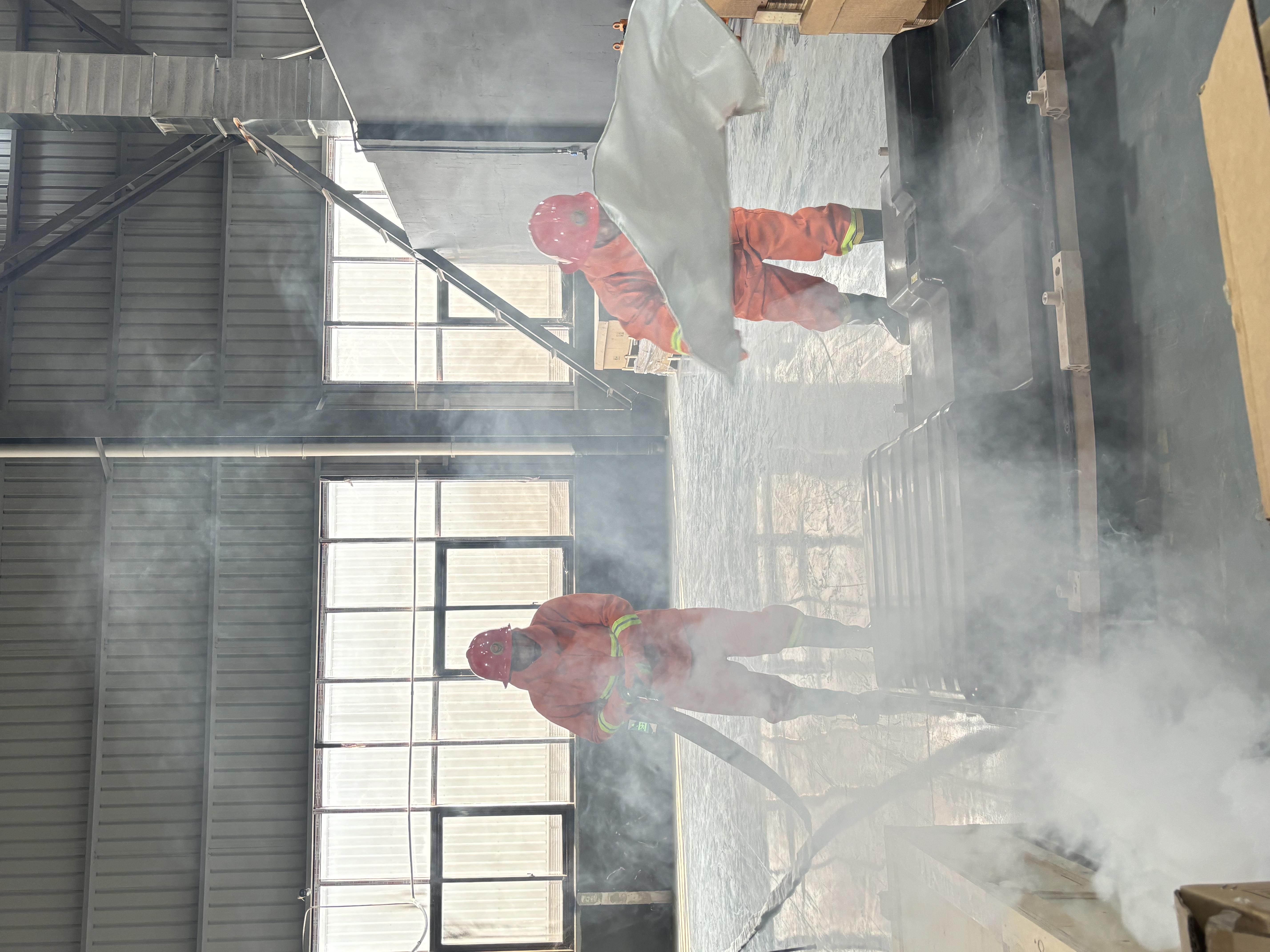 重庆易维开展电池包起火实战演练，筑牢安全防线